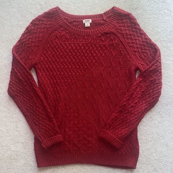 Mossimo Cable Knit Sweater!  - Picture 3 of 12